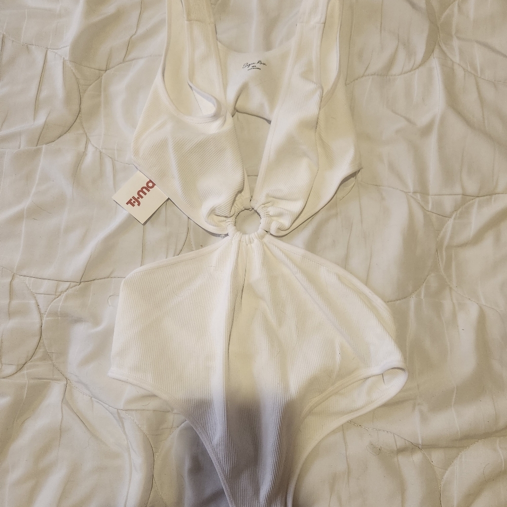 Bodysuit - Picture 1 of 1